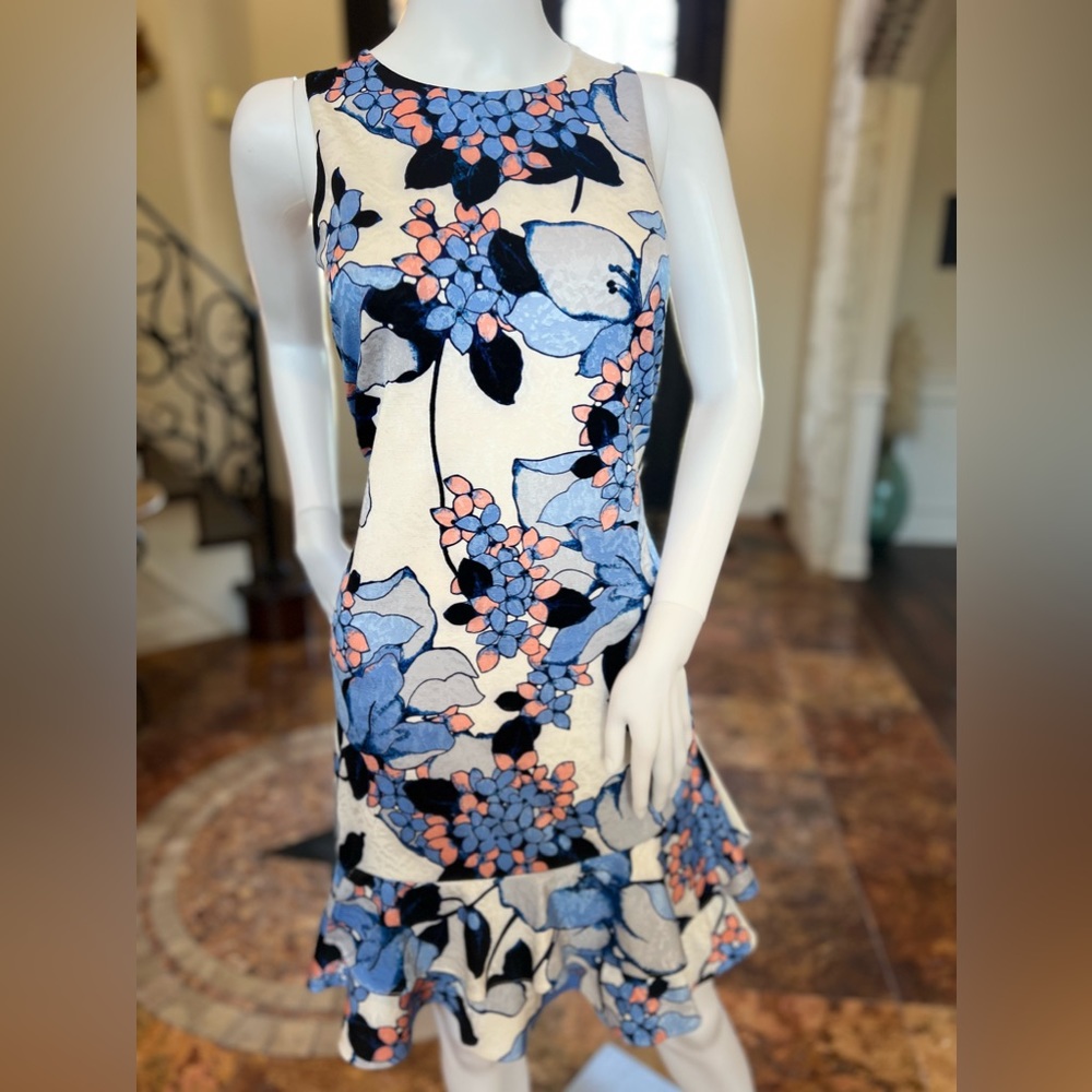 Ivanka Trump - Floral Print Dress with Ruffled Bottom